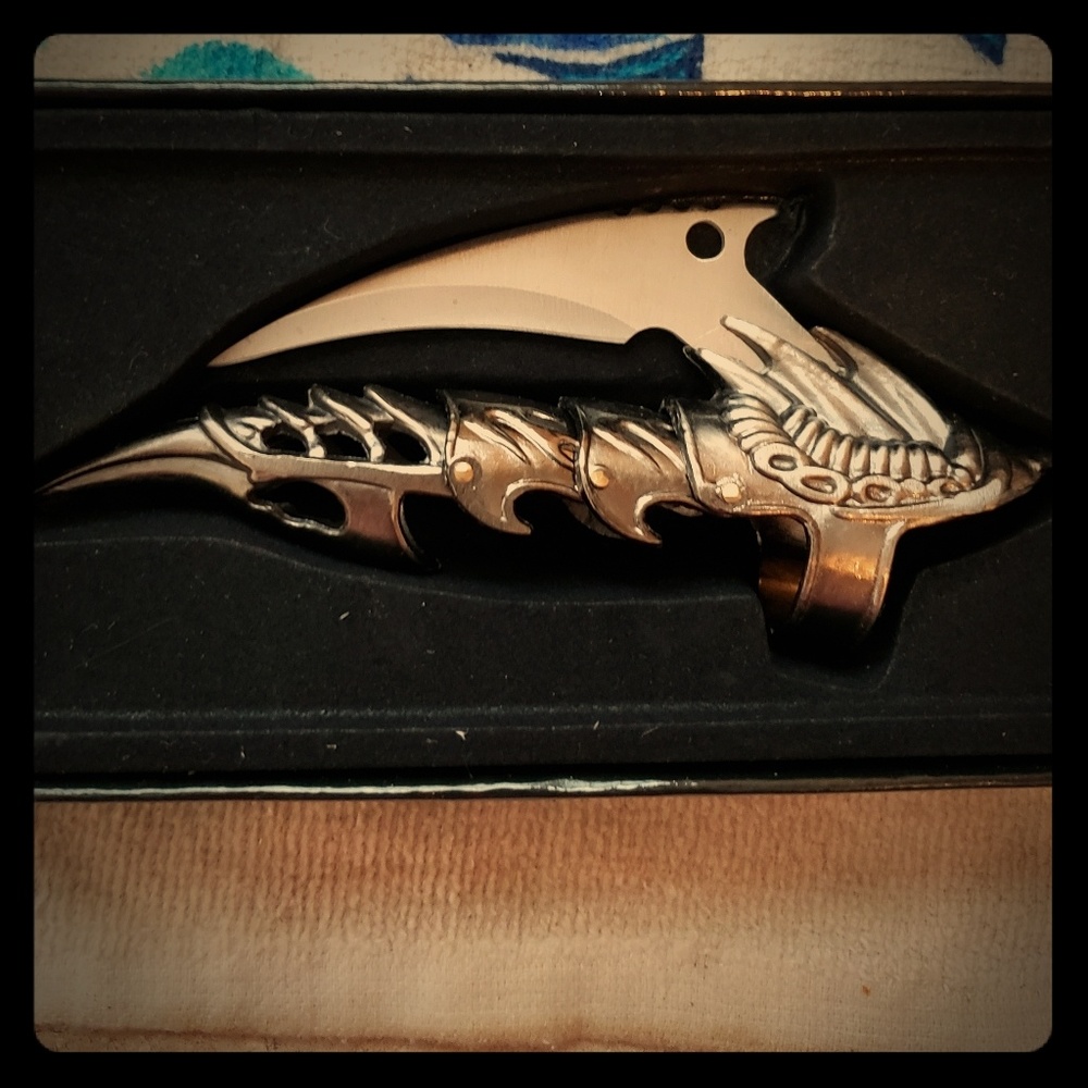 Cosplay (careful- metal and sharp) mideval finger